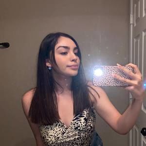 Meet your Posher, Ximena